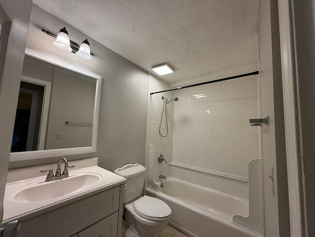 Building Photo - 34 Walden Dr