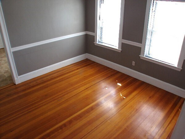 Building Photo - 49 Marlboro St