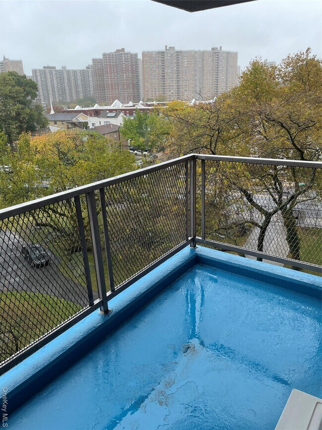 Building Photo - 3410 De Reimer Ave