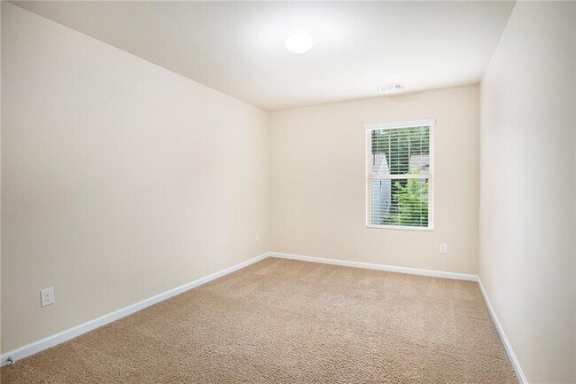 Building Photo - 41 Ivey Hollow Cir
