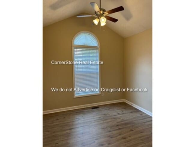 Building Photo - 1552 Clan Campbell Dr