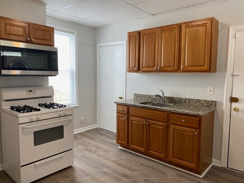 Building Photo - 7 Quincy St