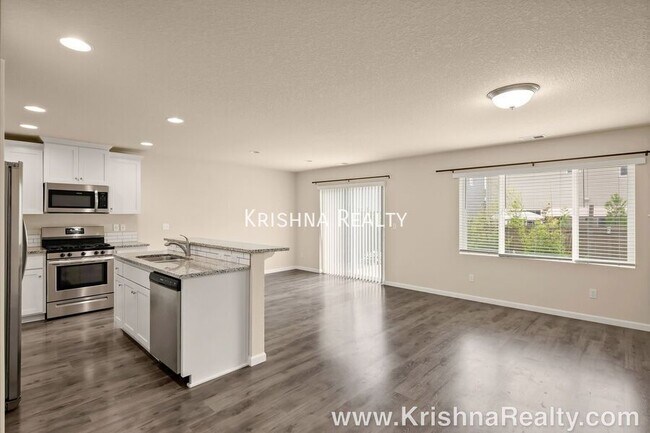 Building Photo - 7443 NW 164th Ave