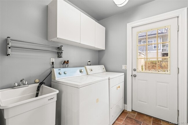 Building Photo - 29 Avondale Rd