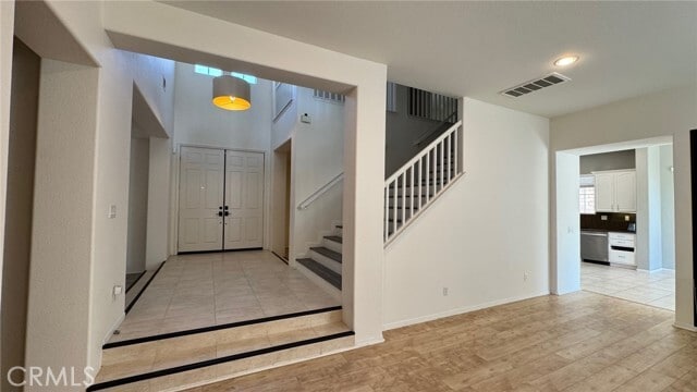 Building Photo - 37361 Paintbrush Dr
