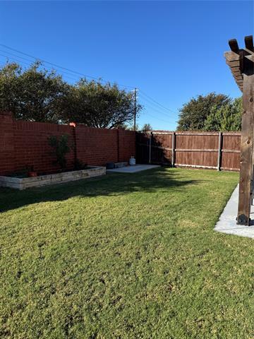 Building Photo - 12424 Ocean Spray Dr