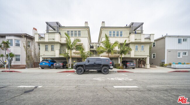 Building Photo - 642 Hermosa Ave