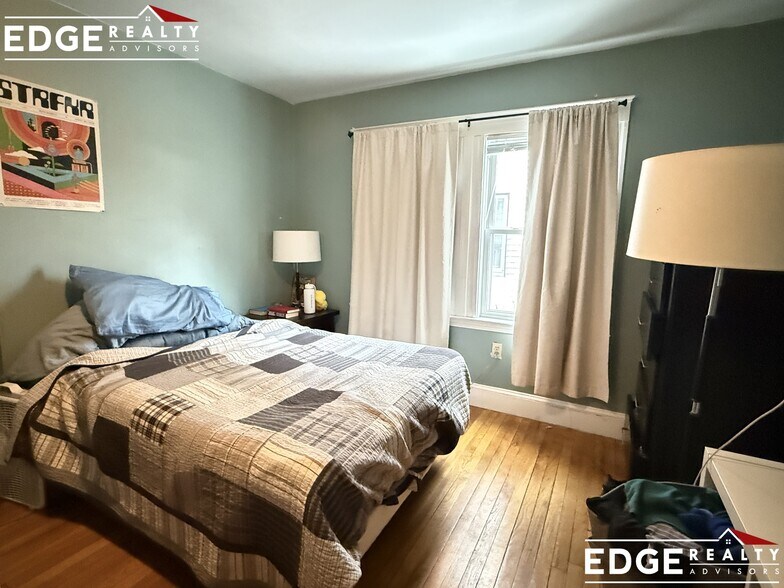 Building Photo - 7 Granite St