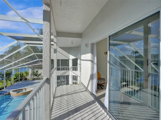 Building Photo - 4310 NW 63rd Ave