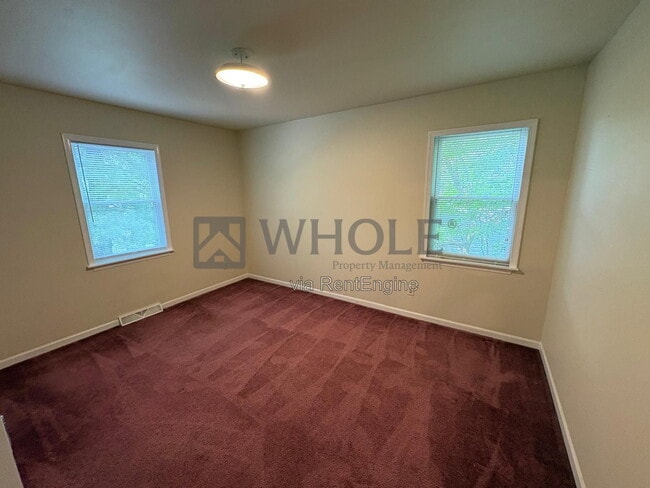 Building Photo - 386 Wildwood Ct