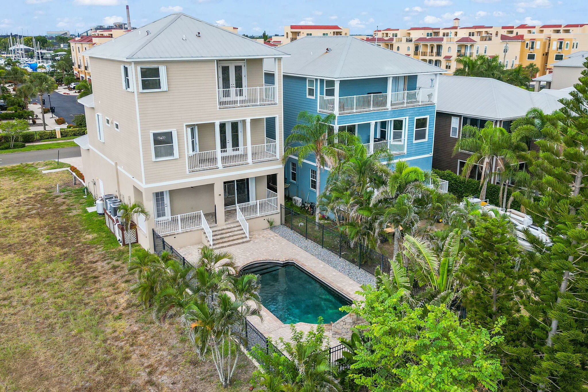Building Photo - 1340 Apollo Beach Blvd S