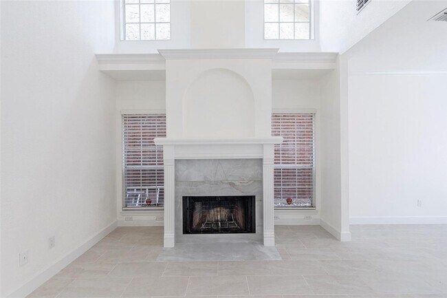Building Photo - COMING SOON IN EULESS!