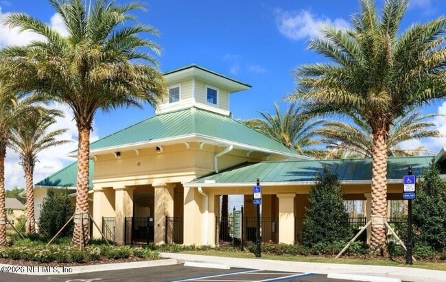 Building Photo - 211 Diamondback Ave