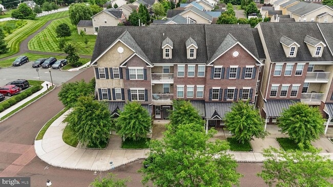 Building Photo - 3854 Ashland Dr