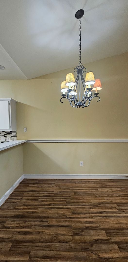 Building Photo - River Oaks Community