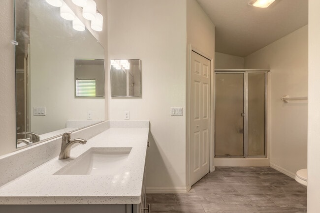Building Photo - 109 Blue Daze Cir
