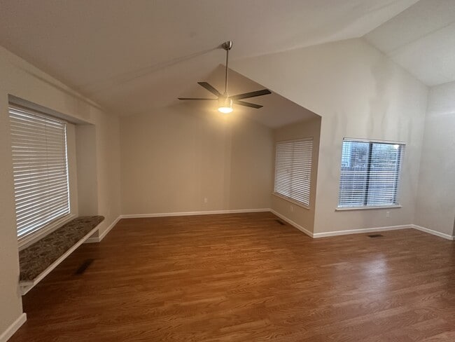 Building Photo - 4145 Rockford Dr