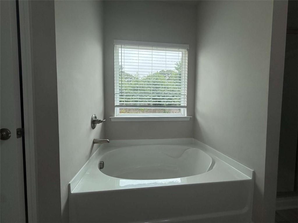 Building Photo - 1521 Winding Rdg Trl