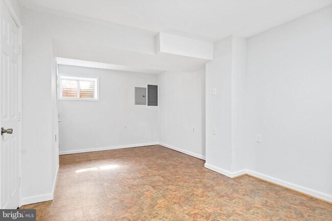 Building Photo - 31 Palmer Ct