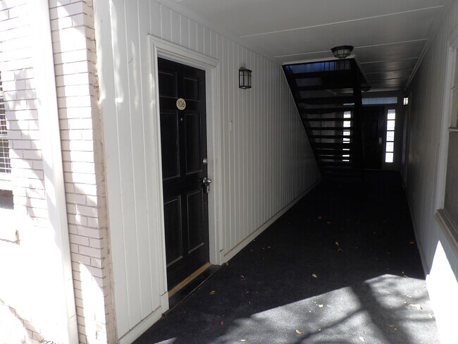 Building Photo - 4311 Cole Ave