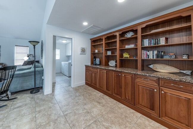 Building Photo - 2572 Brazilia Ct