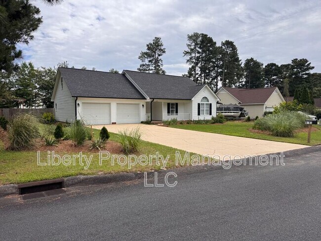 Building Photo - 1517 Clan Campbell Dr