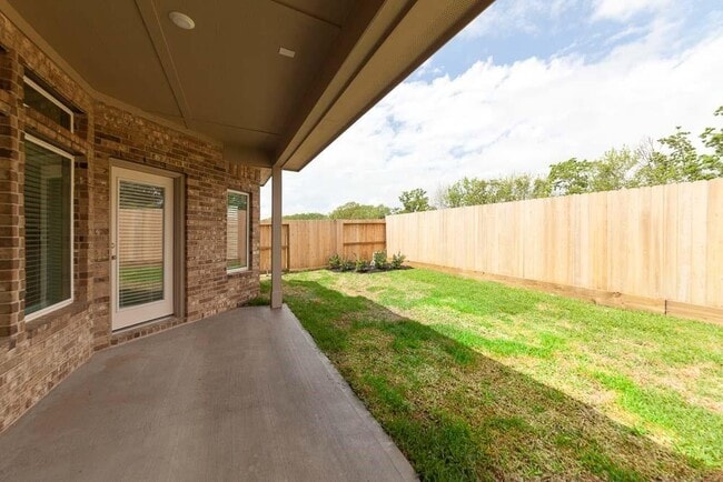 Building Photo - 22138 Grand Mist Dr