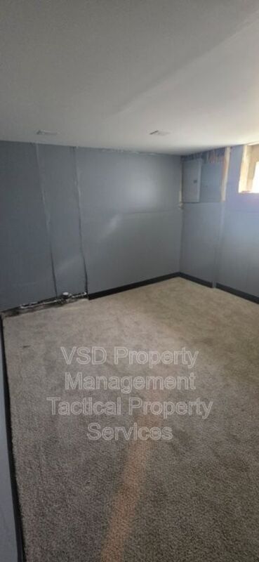 Building Photo - 3486 W 60th St