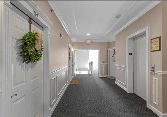 Building Photo - 13115 Mill Crossing Ct