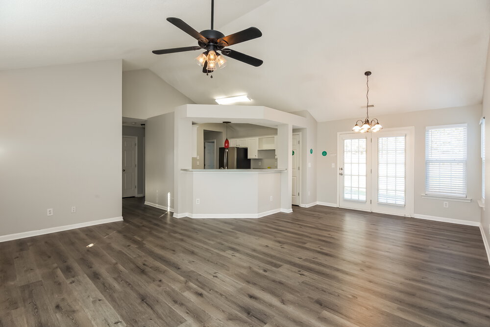 Building Photo - 5832 Mahogany Pl SW