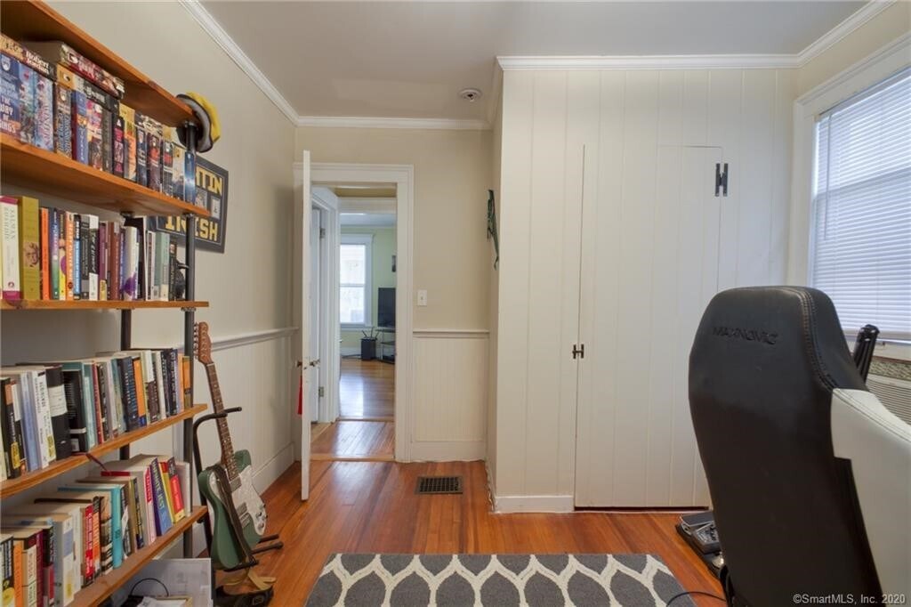 Building Photo - 102 Whiting Ln