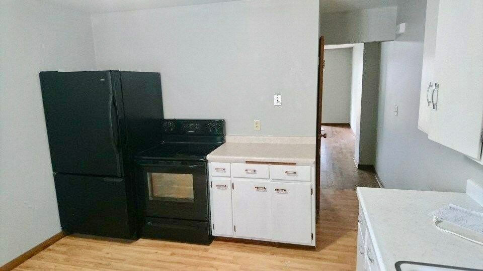 Building Photo - 2726 Pomona Dr