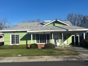 Building Photo - Action Properties RES Inc offering- Central Roseville - 2 Bed, 1 Bath - Separate Living and Famil...