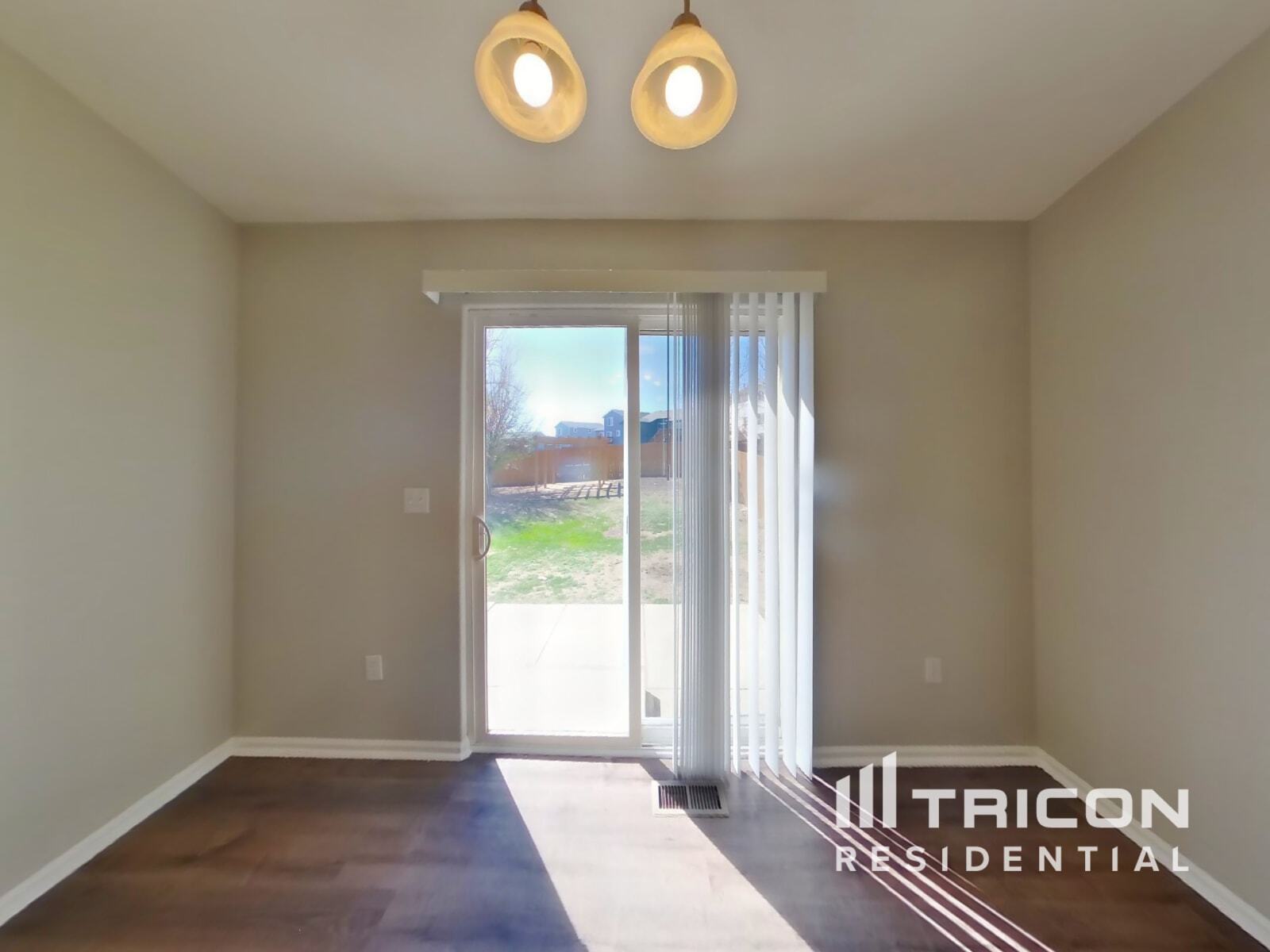 Building Photo - 1115 Legend Oak Dr