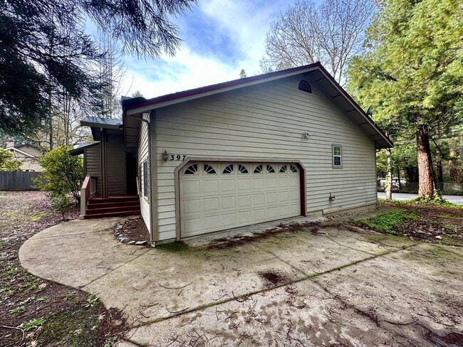 Primary Photo - Downtown Nevada City Home Walking Distance...