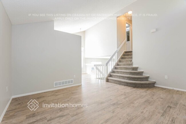 Building Photo - 12662 Osceola St