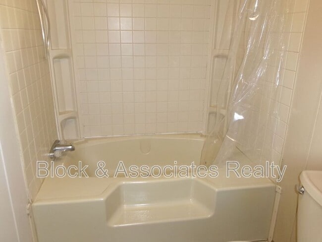 Building Photo - 6991-A Spencer Dixon Rd