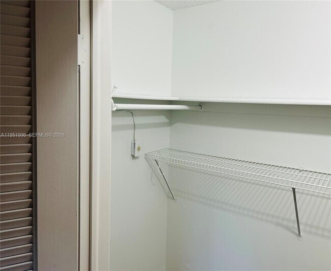 Building Photo - 3250 NW 85th Ave