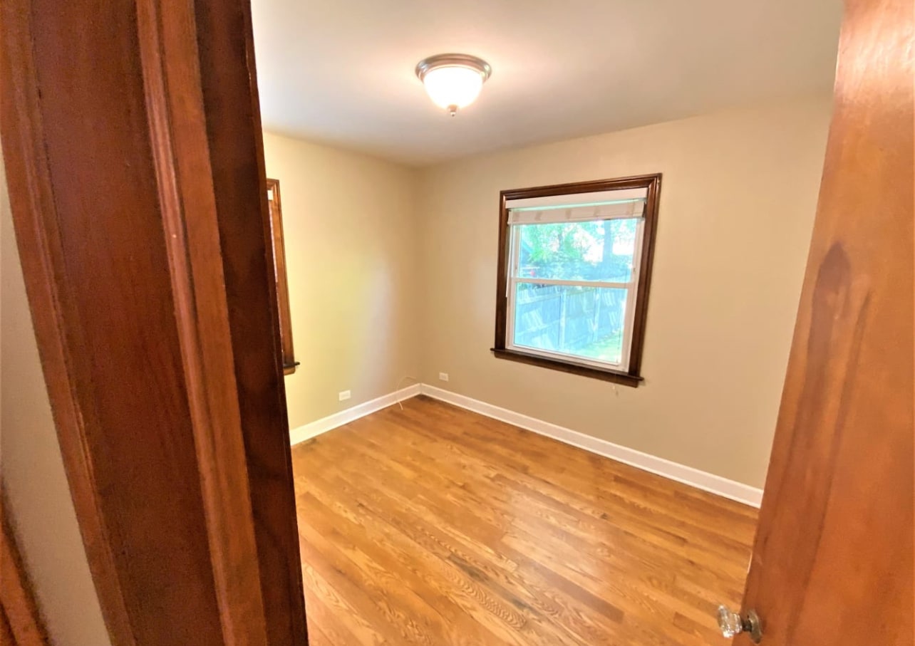 Building Photo - 3231 Park Ave