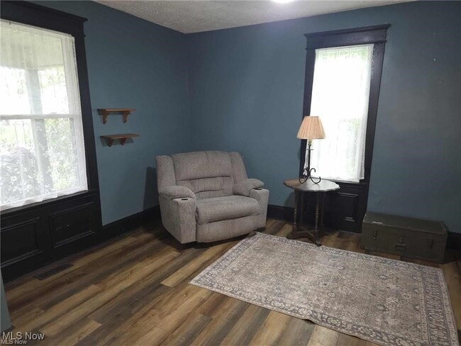 Building Photo - 202 Meek Ave