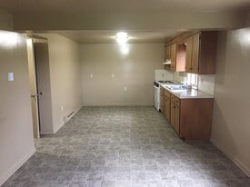 Building Photo - 16 Stoltzfus Ln