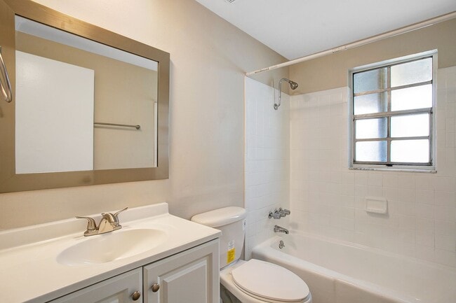 Interior Photo - The Morton Apartments | 1-3 Bedroom Apartm...