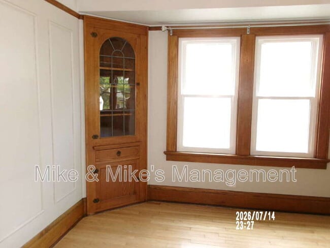 Building Photo - 2124 N 60th St