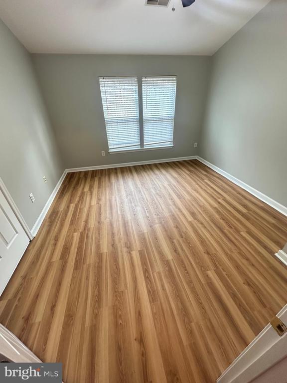 Building Photo - 12705 Town Center Way