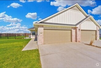 Building Photo - NEW Construction 3 Bedroom Townhome!