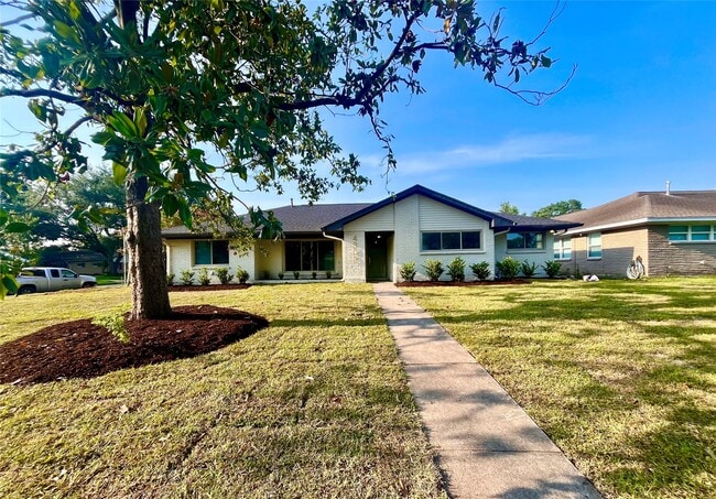 Building Photo - 4303 Osby Dr
