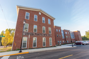 Primary Photo - Union Eagle Apartments