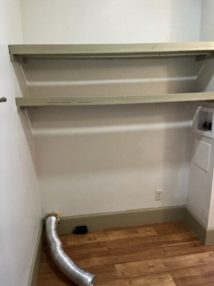 Building Photo - 369 Dubuque St