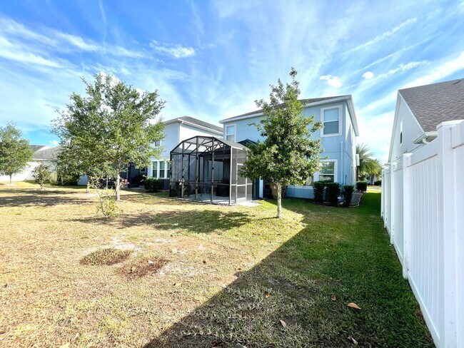 Building Photo - Available Move In 06/01! - Beautiful 3 Bed...