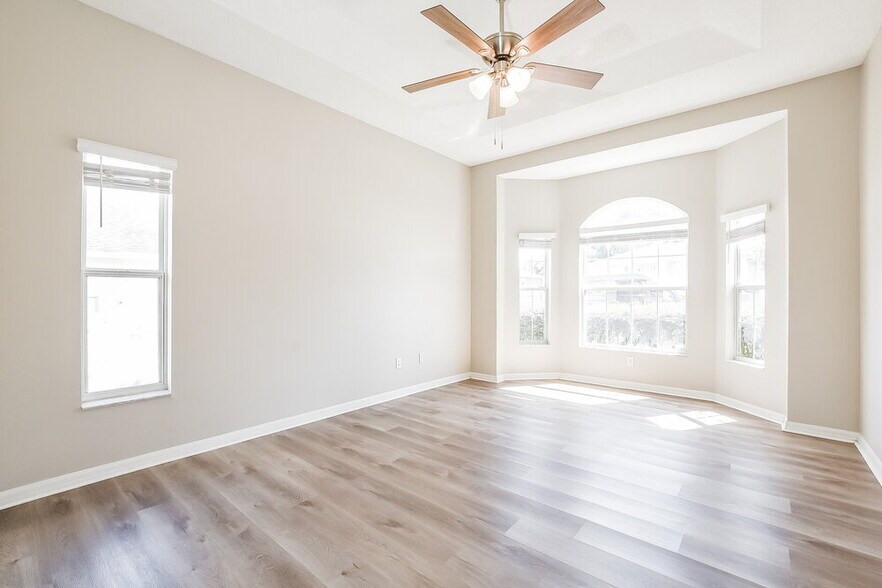 Building Photo - 1409 Center St